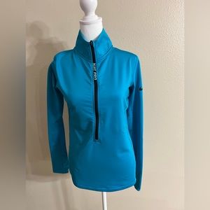 Blue long sleeve nike fit dry jacket with zipper in front